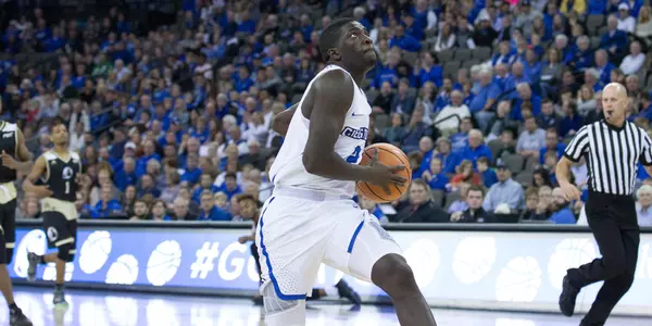 Khyri Thomas