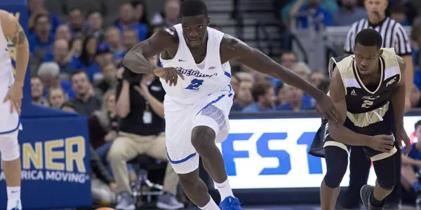 Khyri Thomas