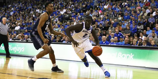 Khyri Thomas