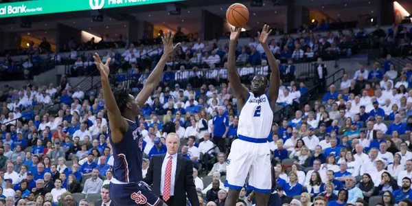 Khyri Thomas