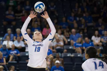 Megan Ballenger setting vs. Georgetown