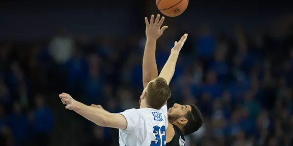 Toby Hegner jump ball