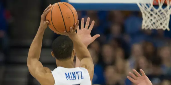 Davion Mintz