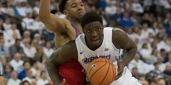 Khyri Thomas