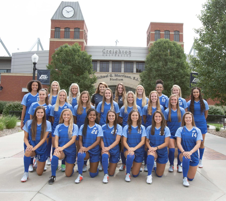 2018 Women's Soccer Team Shot
