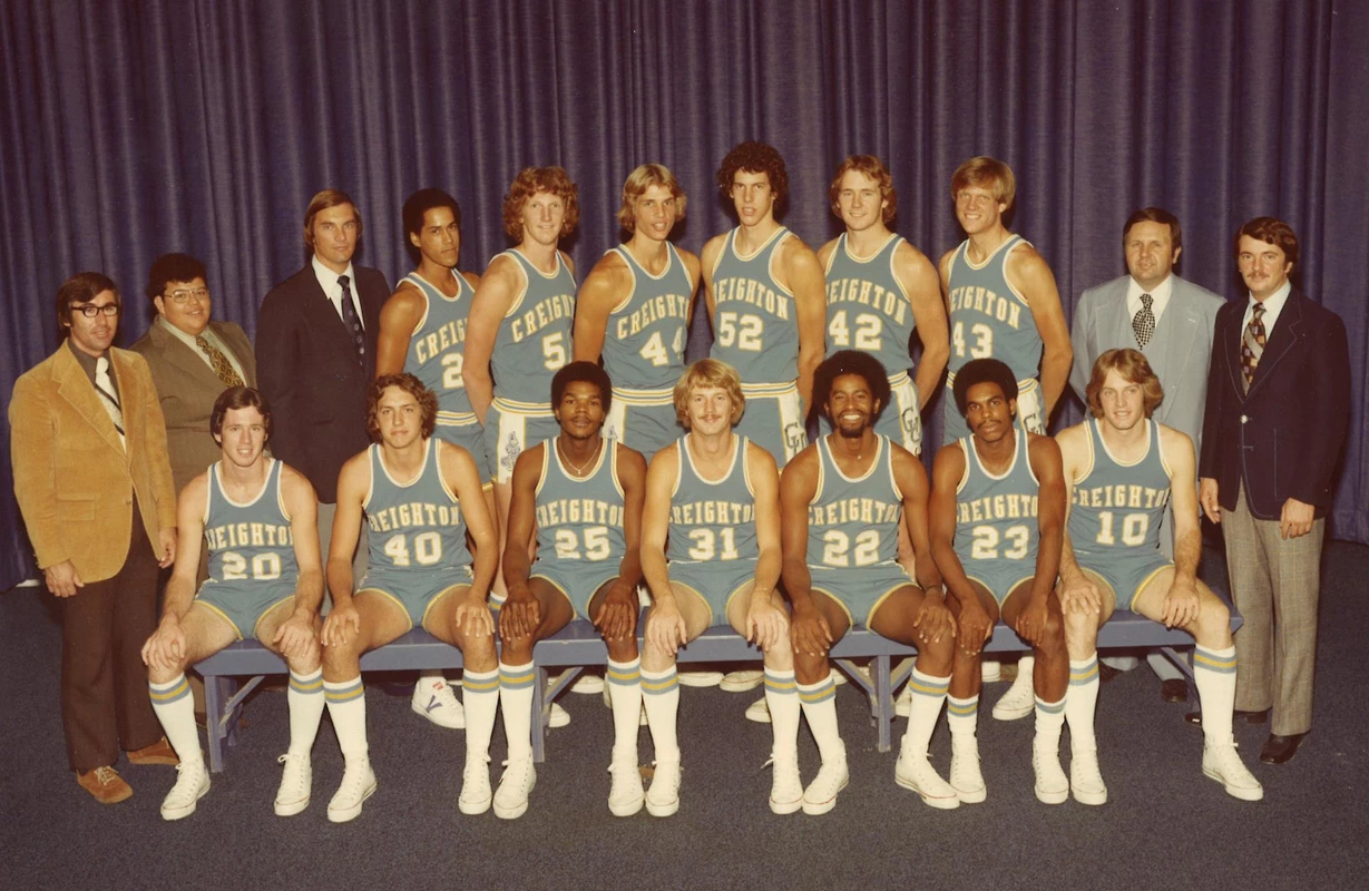1976-77 Creighton MBB Team Photo