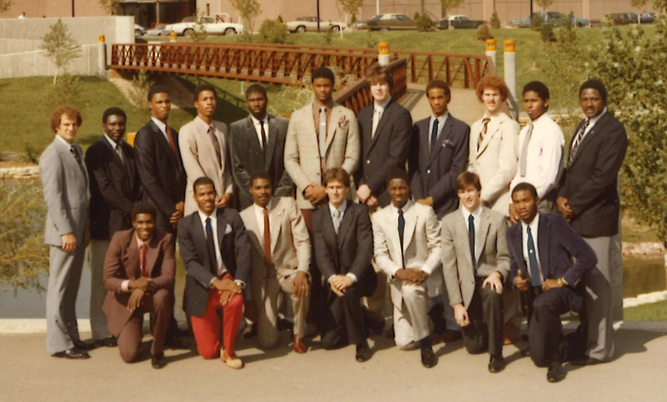 1982-83 Creighton MBB Team Photo
