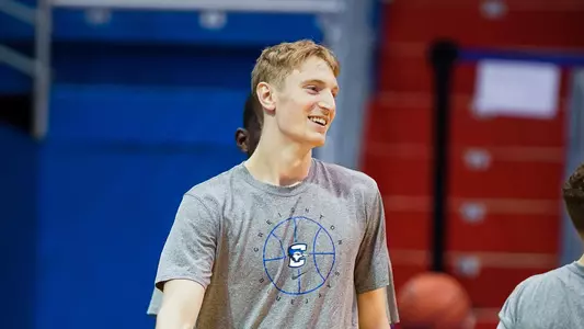 Nic Zeil