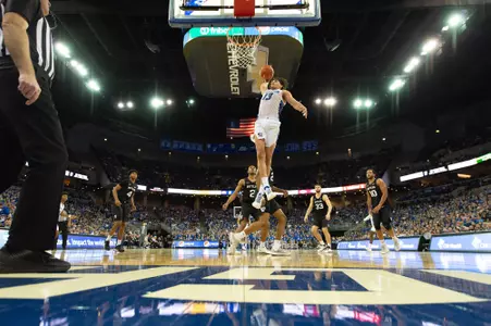 Christian Bishop dunk