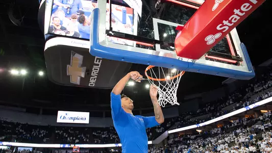 Antwann Jones cuts net