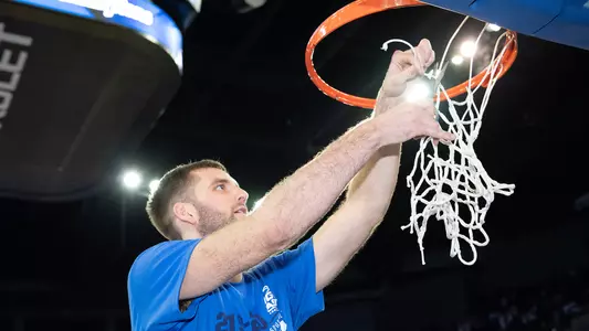 Mitch Ballock cuts net