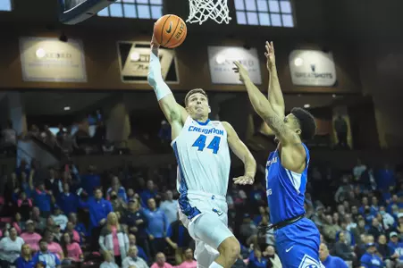 Ryan Hawkins dunk vs BYU