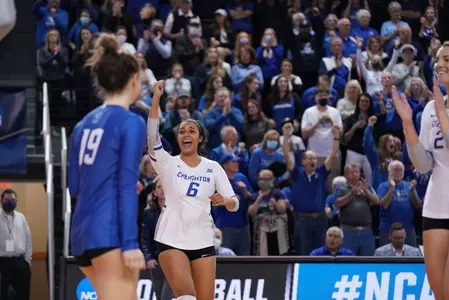 Keeley Davis celebrates