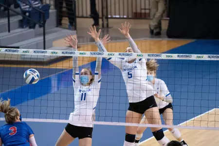 Annika Welty and Kiara Reinhardt
