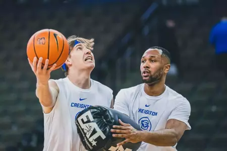 Baylor Scheierman with Trey Zeigler