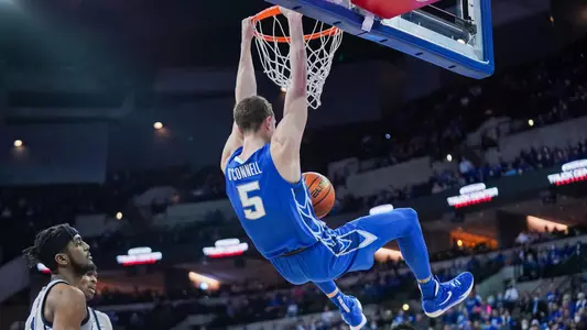 Alex O'Connell dunk