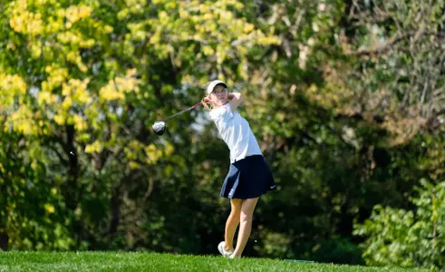 Dawson Leads Women's Golf To Third Place at Lady Bison Invitational Image
