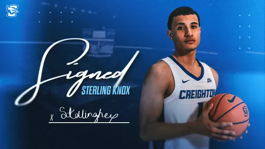 Sterling Knox signs