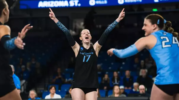 Elite Performance Lifts #11 Volleyball To Elite Eight