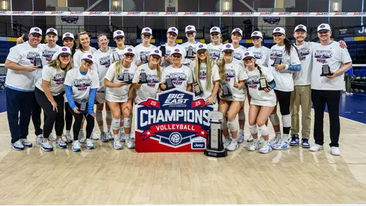 BIG EAST Champion team trophy photo