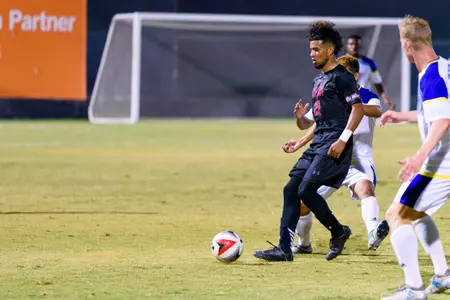 2017_10_18_MSOC_vs_Riverside_37.jpg