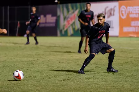 2017_10_5_MSOC_vs_UCSB_33.jpg