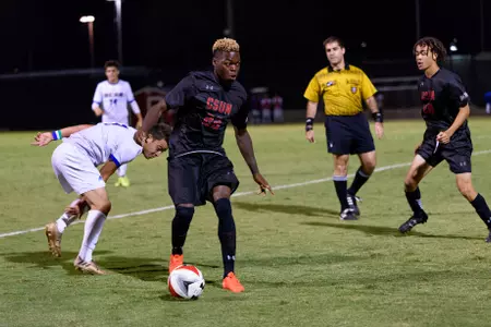 2017_10_5_MSOC_vs_UCSB_36.jpg
