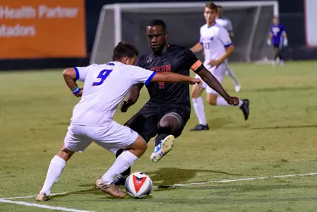 2017_10_5_MSOC_vs_UCSB_52.jpg