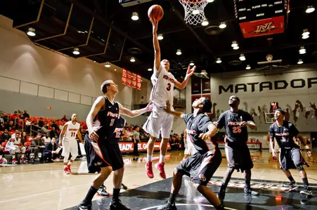Stephan_Hicks_MBB-v-Pacific-146.jpg