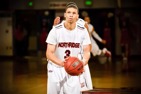 Stephan_Hicks_MBB-v-Pacific-26.jpg