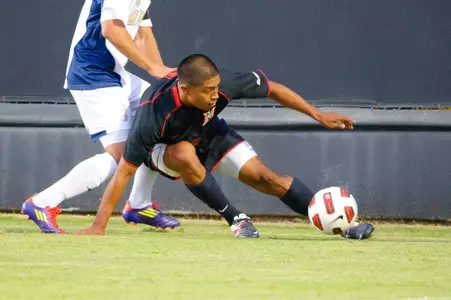 Rivas_Edwin_Ground_Akron.jpg