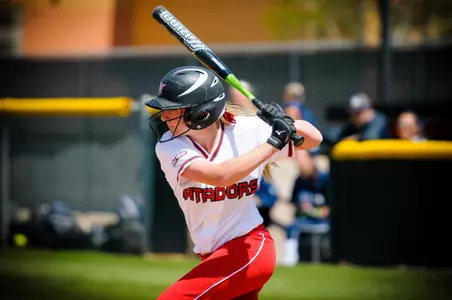 Softball-v-UC-Davis-16.jpg