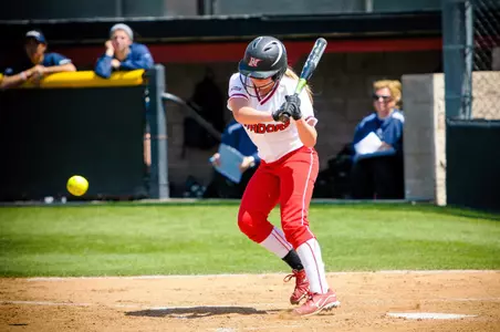 Softball-v-UC-Davis-21.jpg