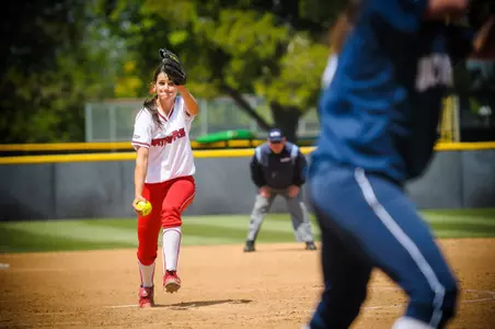 Softball-v-UC-Davis-41.jpg