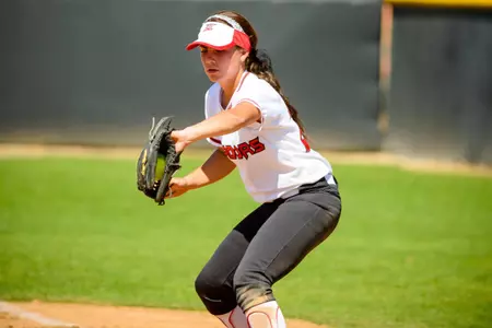 Softball-v-NorthernIllinois-2013-81.jpg