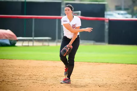 Softball-v-Harvard-2014-59.jpg