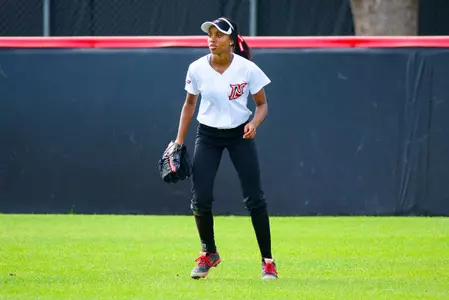 Softball-v-Harvard-2014-74.jpg