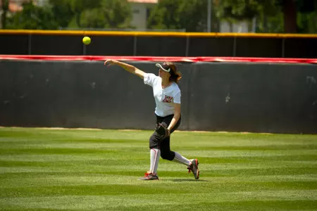 5-9-14_SoftballVsFullerton-29.jpg