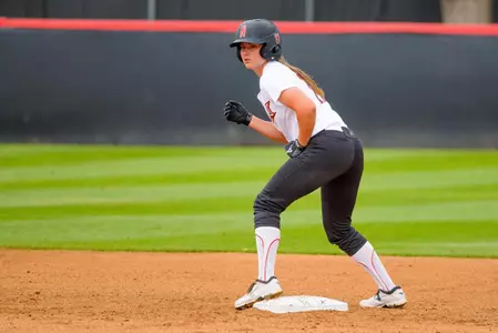 Softball-v-SacState-2015-10.jpg