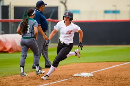 Softball-v-SacState-2015-12.jpg