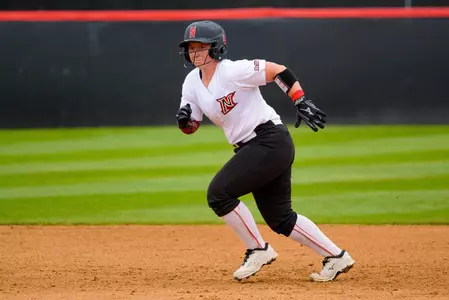 Softball-v-SacState-2015-27.jpg