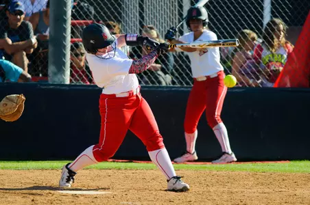 Softball-v-UCLA--3.jpg