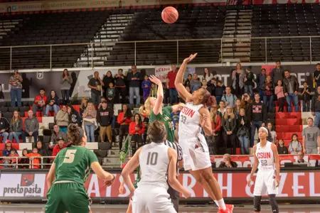 2017_1_21_WBB_vs_Cal_Poly_18.jpg