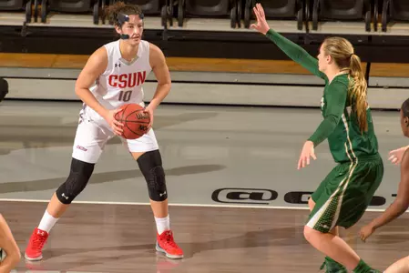 2017_1_21_WBB_vs_Cal_Poly_8.jpg