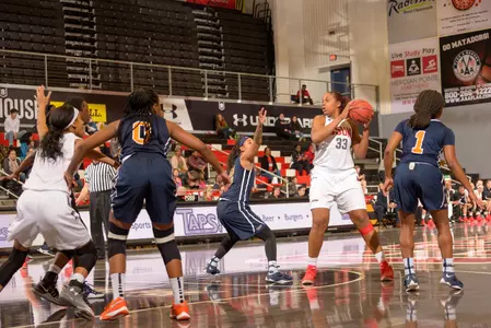 2017_1_5_WBB_vs_Cal_State_Fullerton_12.jpg