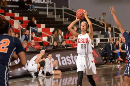 2017_1_5_WBB_vs_Cal_State_Fullerton_19.jpg