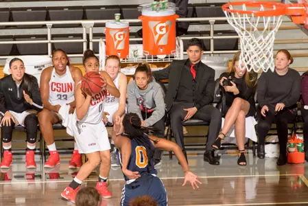 2017_1_5_WBB_vs_Cal_State_Fullerton_1.jpg