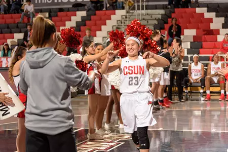 2017_1_5_WBB_vs_Cal_State_Fullerton_25.jpg