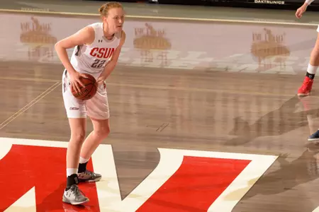 2017_1_5_WBB_vs_Cal_State_Fullerton_3.jpg