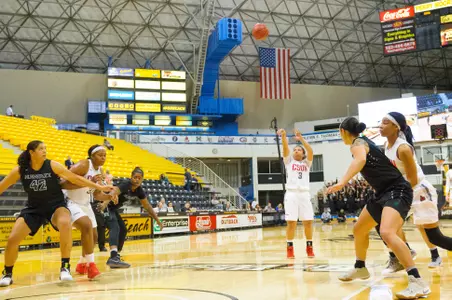 2017_3_8_WBB_vs_Hawai_17.jpg